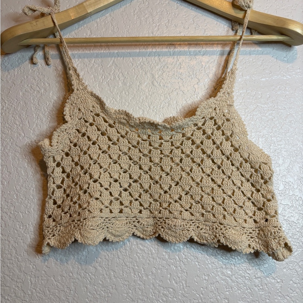 Billabong Beige Crochet Cropped Spaghetti Strap Top Size Small Cotton